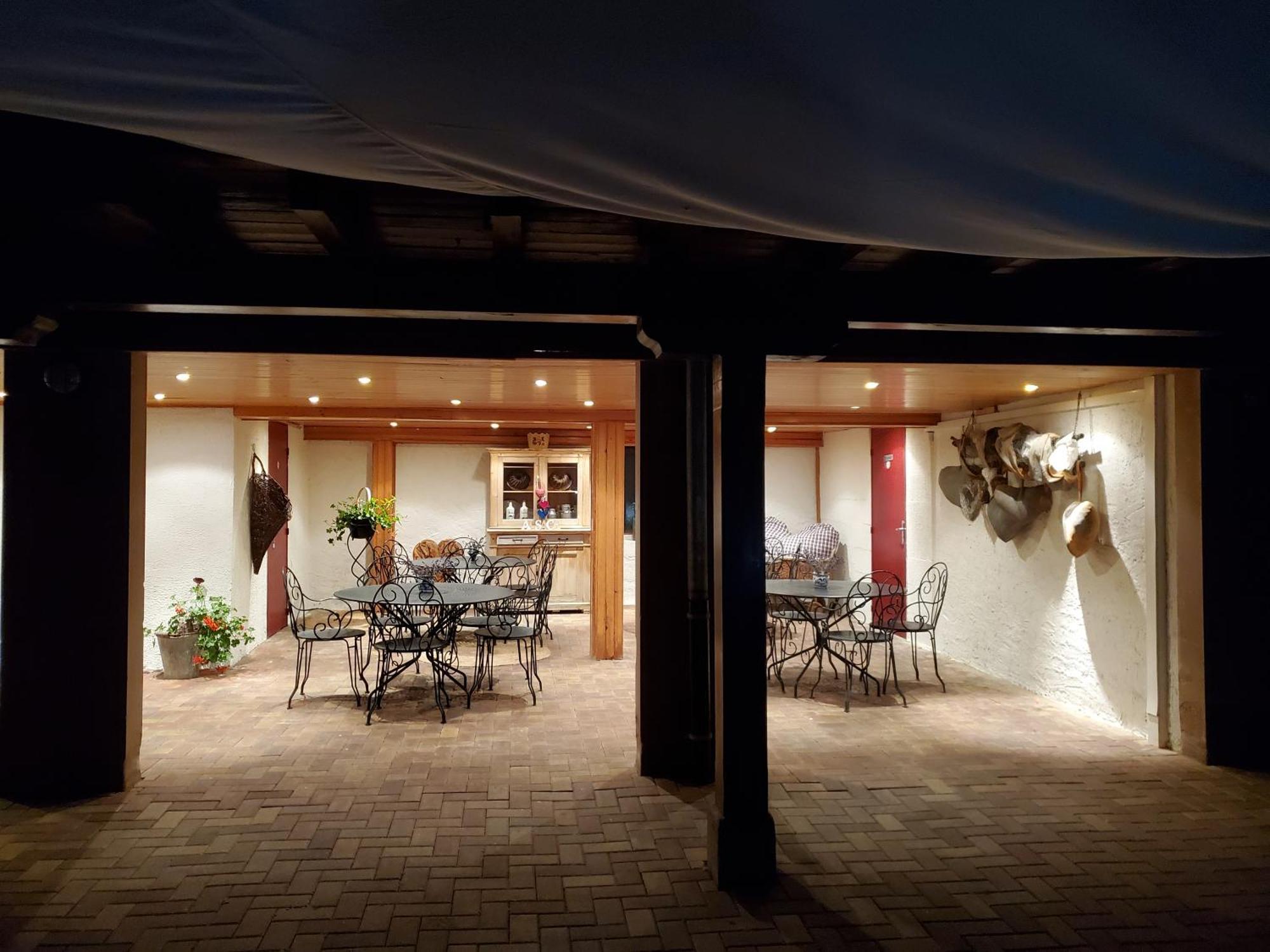 Couette-café Relais Du Dompeter *